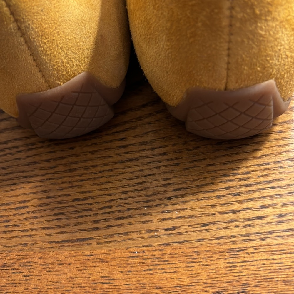 Talbots suede mustard  flats with bows - Picture 2 of 4